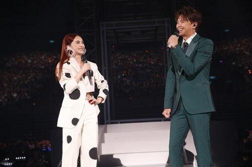 娱乐圈吃瓜杨丞琳,甜蜜爱情与事业双丰收